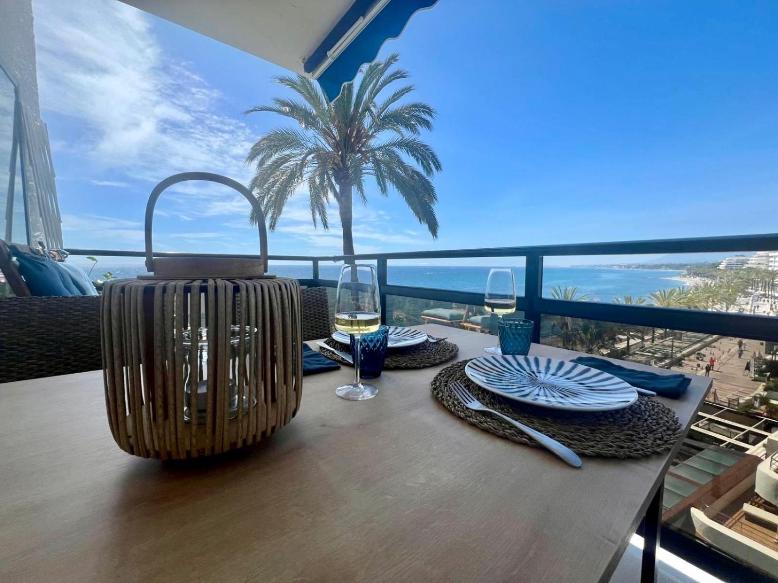 Marbella Beachfront Apartment 外观 照片