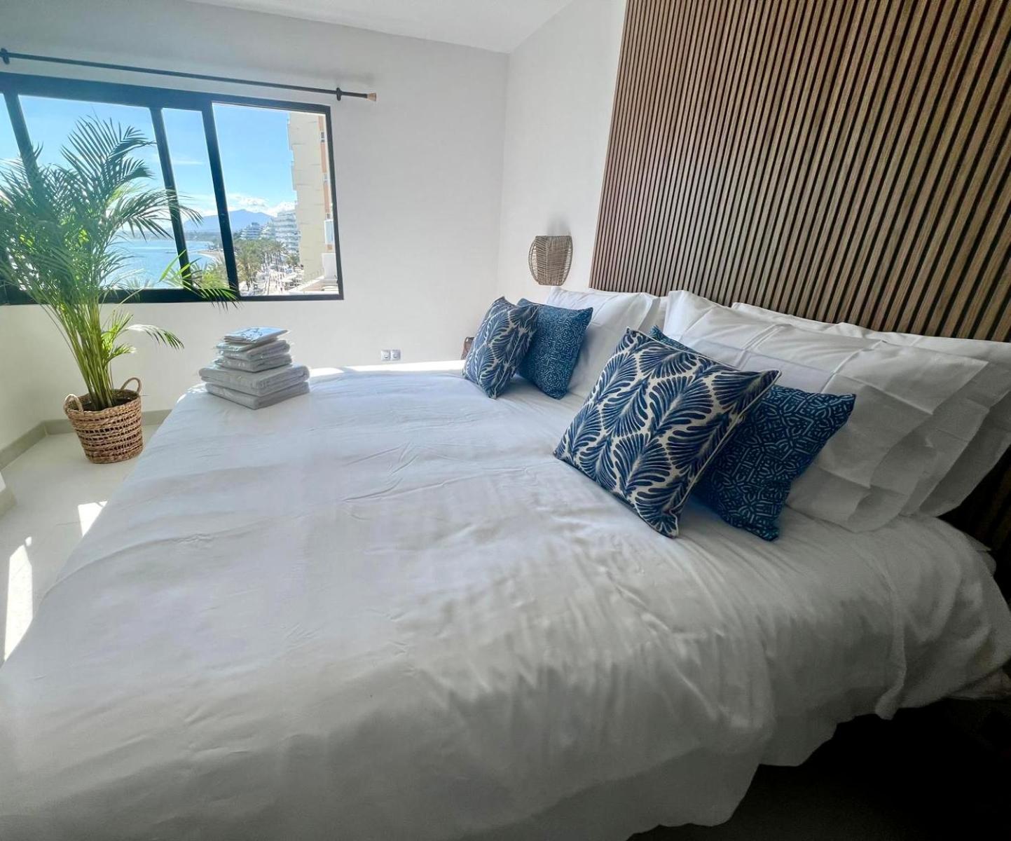 Marbella Beachfront Apartment 外观 照片